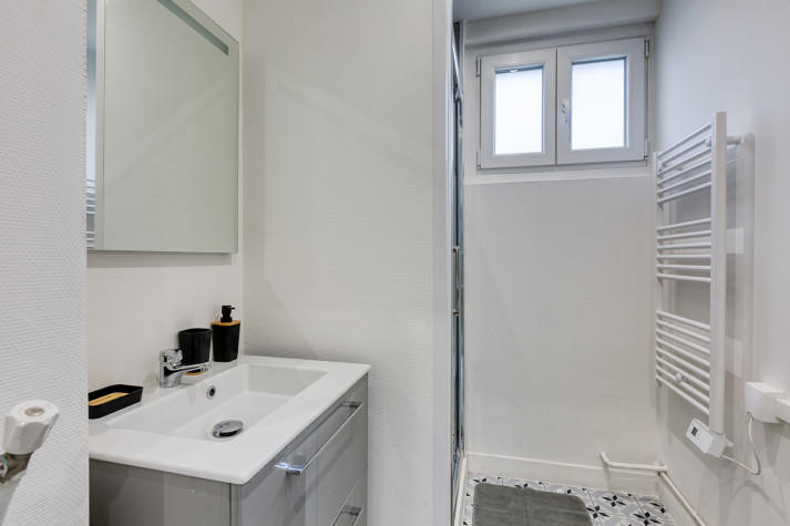 Appartement - 65 m² - 4 pièces