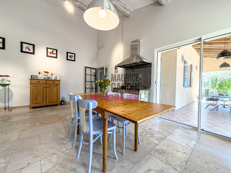 Maison - 147 m² - 6 pièces