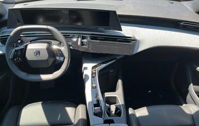 Peugeot 3008 Hybrid 145 e-Dcs6 Allure