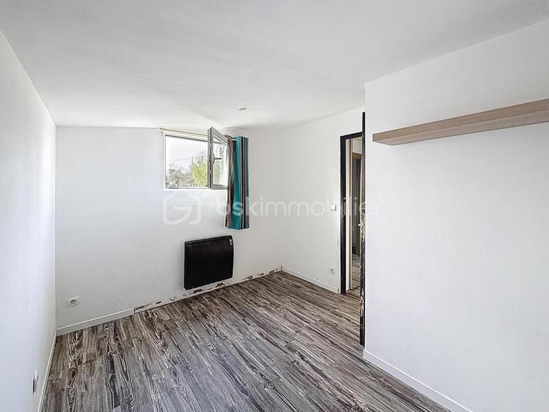 Bureau - 650 m² - 6 pièces