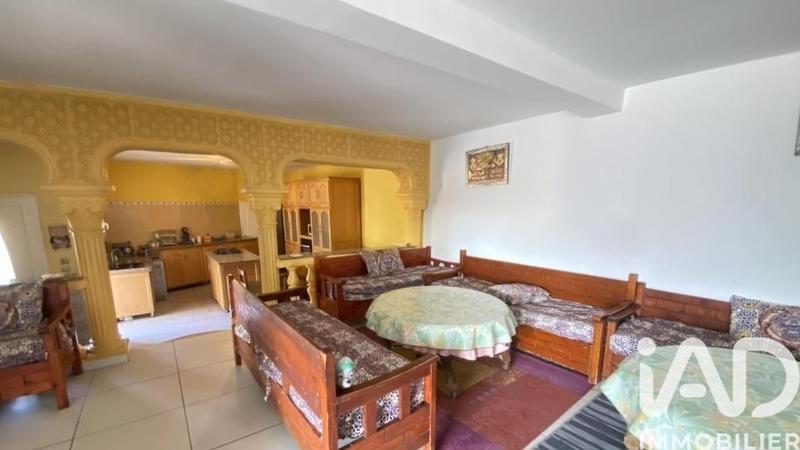 Maison - 328 m² - 16 pièces