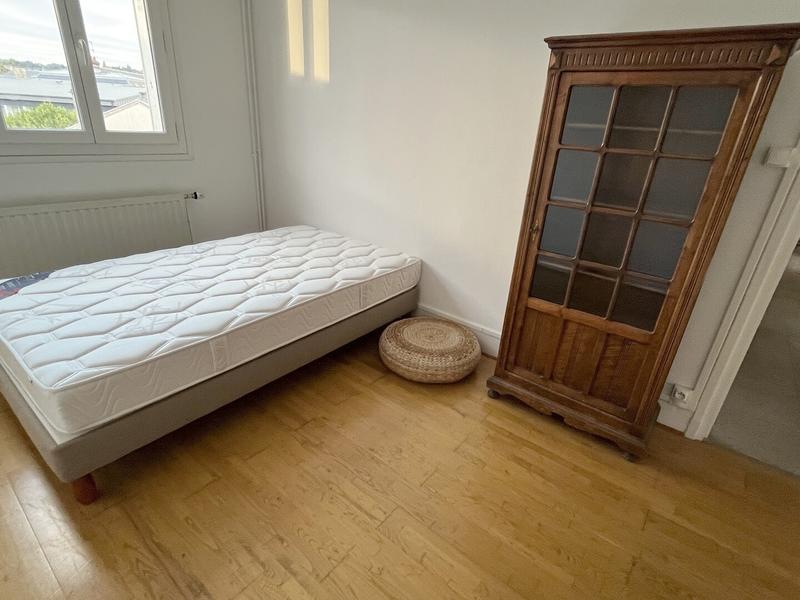 Appartement - 125 m² - 5 pièces