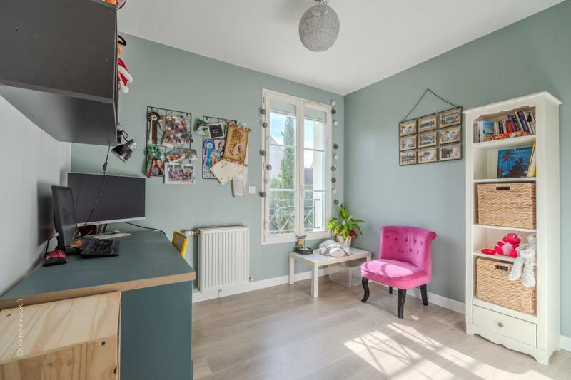 Maison - 170 m² - 8 pièces