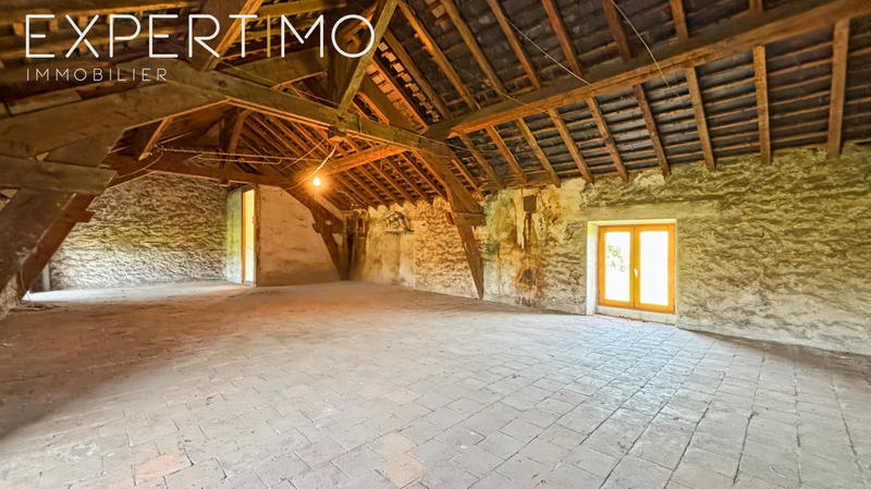 Maison - 91 m² - 7 pièces