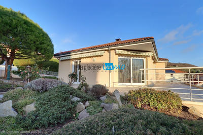 Maison traditionnelle - 155 m² - 6 pièces