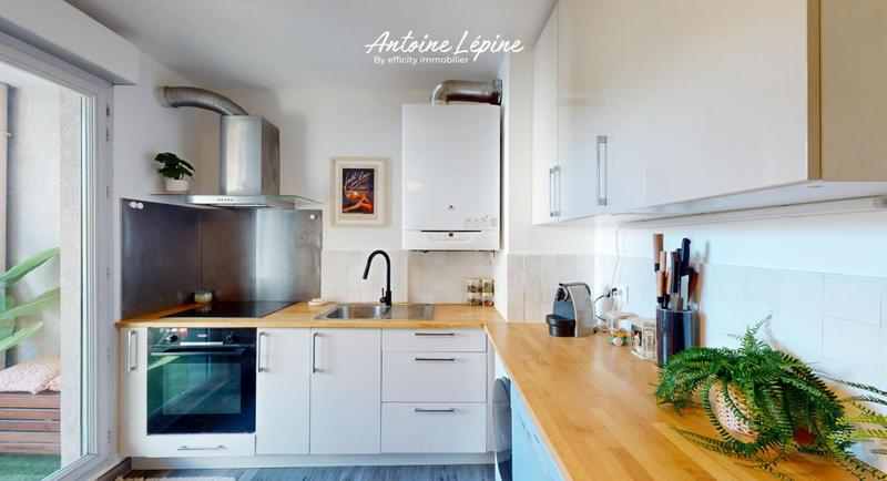 Appartement - 85 m² - 4 pièces