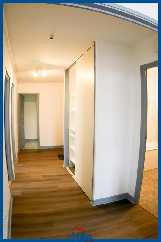 Appartement - 80 m² - 3 pièces