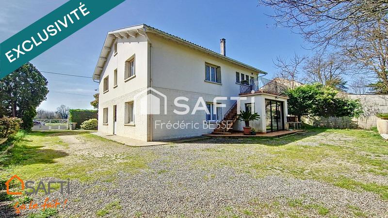 Maison - 273 m² - 9 pièces