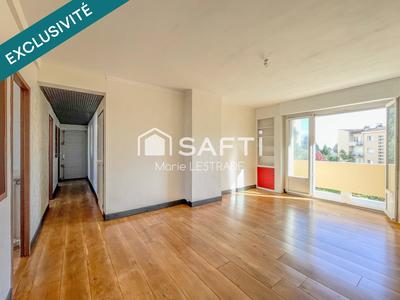 Appartement - 85 m² - 5 pièces