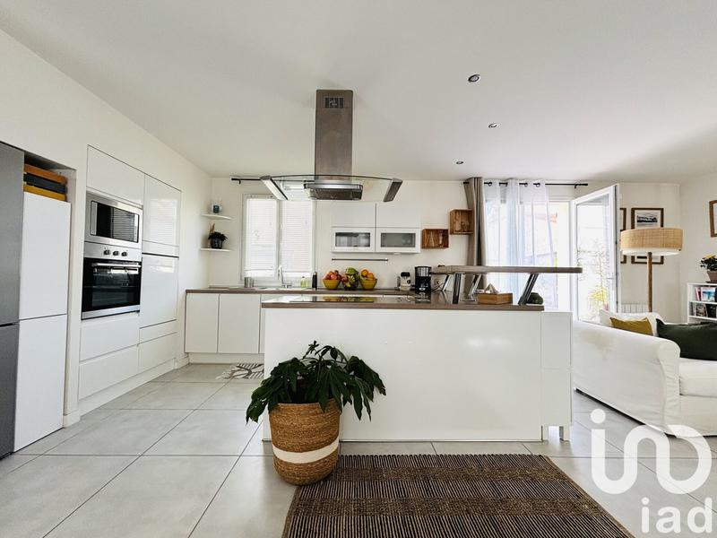 Maison - 98 m² - 5 pièces