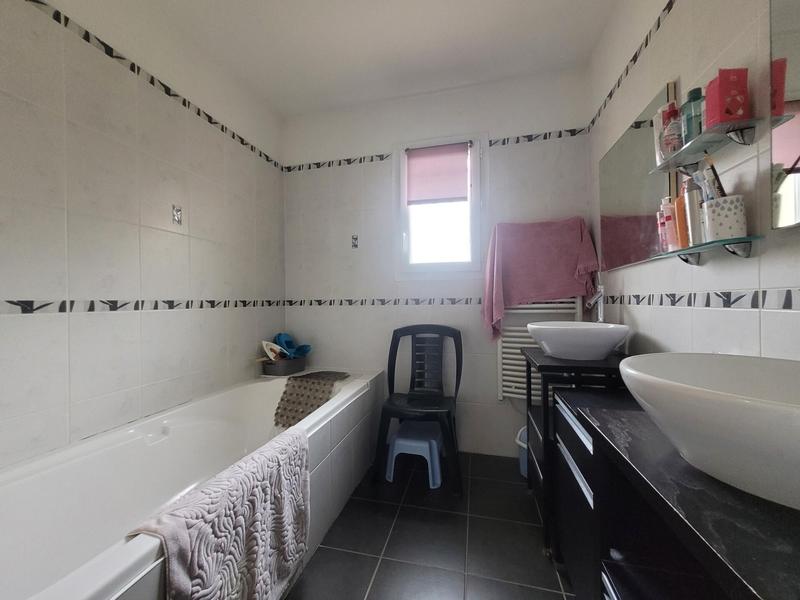 Villa - 165 m² - 8 pièces