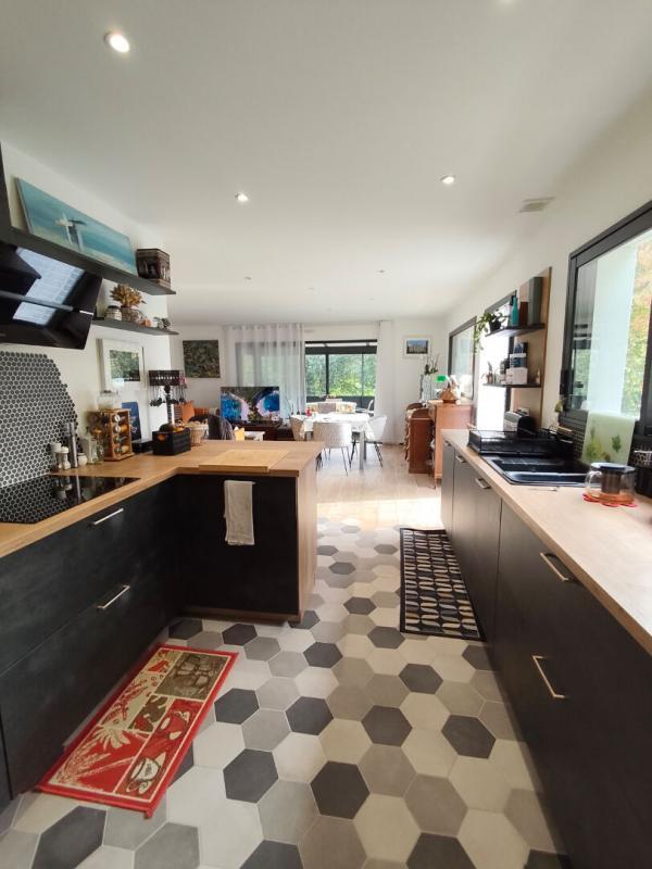 Maison - 105 m² - 4 pièces