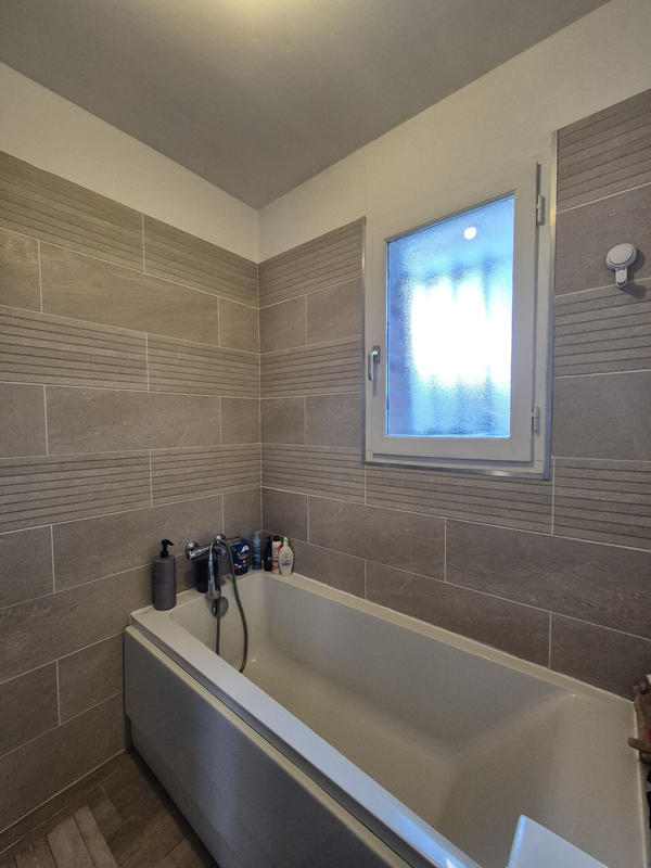 Maison - 110 m² - 7 pièces