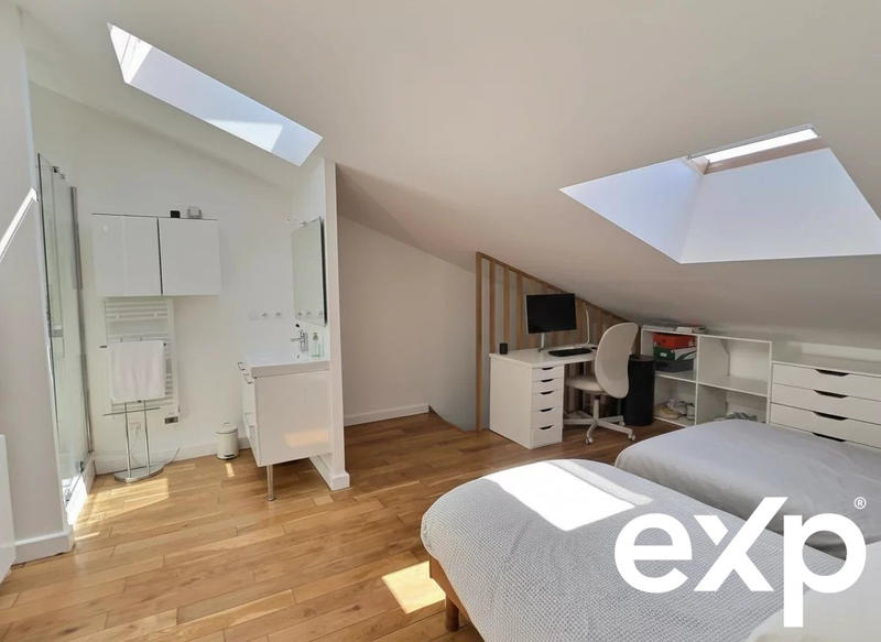 Maison traditionnelle - 120 m² - 5 pièces