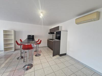 Studio - 46 m² - 1 pièce