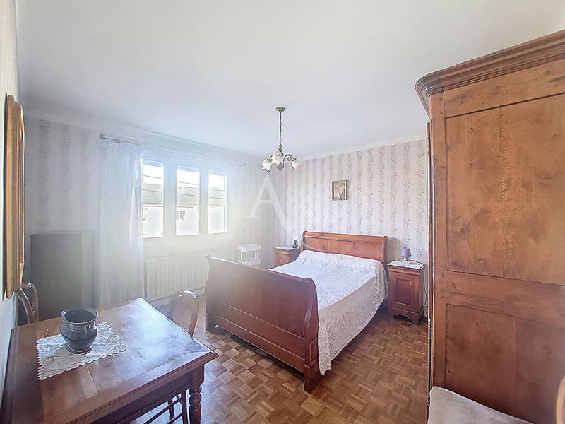 Maison - 95 m² - 4 pièces