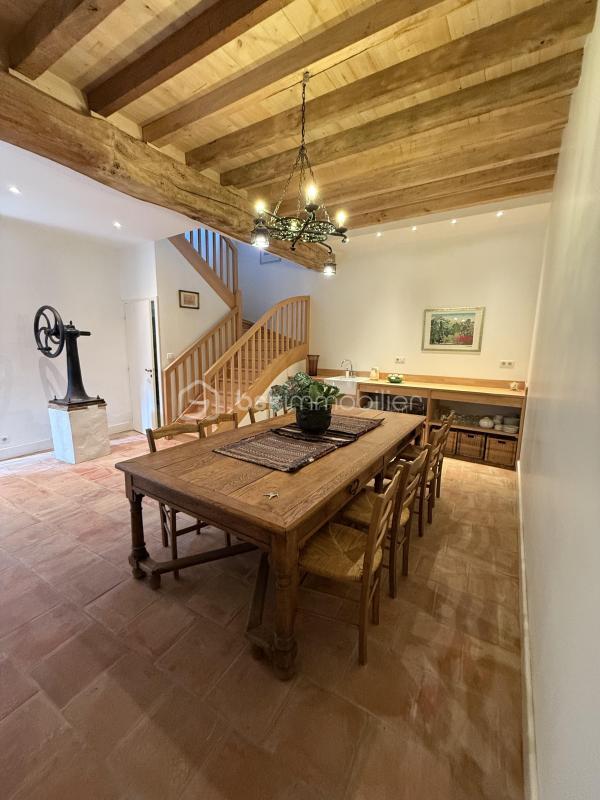 Moulin - 390 m² - 10 pièces