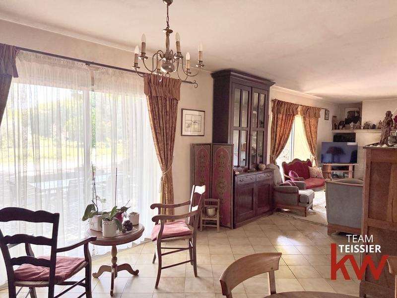 Bastide - 900 m² - 15 pièces