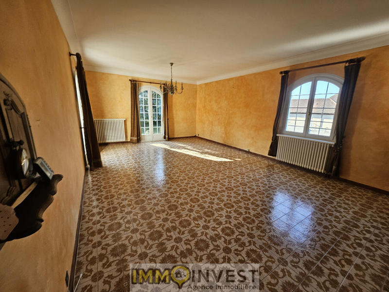 Propriété - 125 m² - 5 pièces