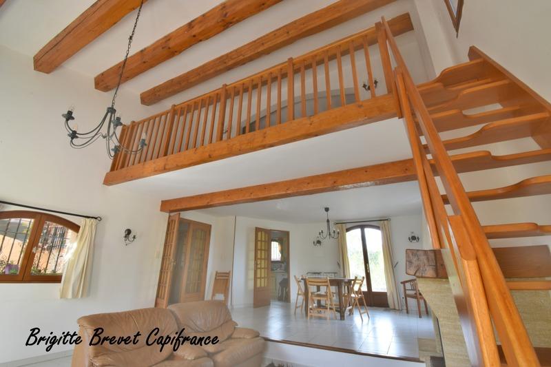 Maison - 176 m² - 7 pièces