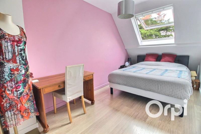 Maison - 137 m² - 6 pièces