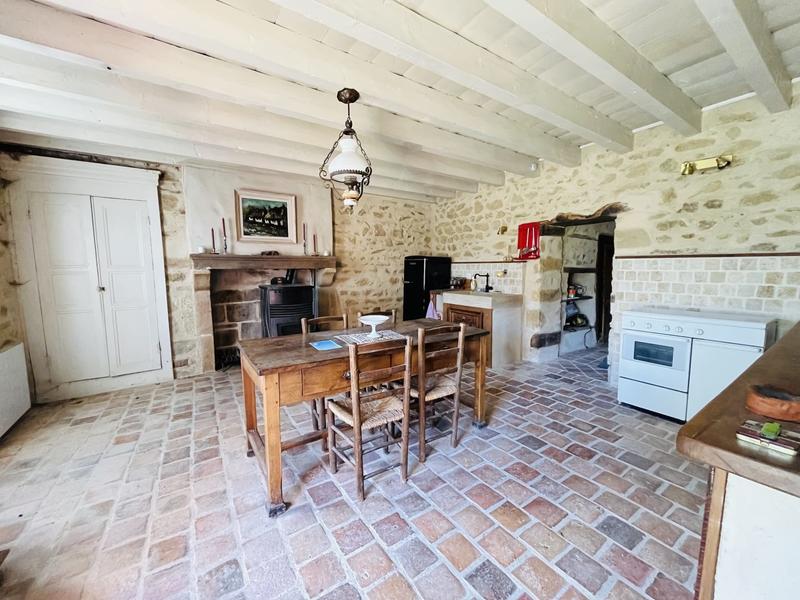 Maison ancienne - 110 m² - 3 pièces