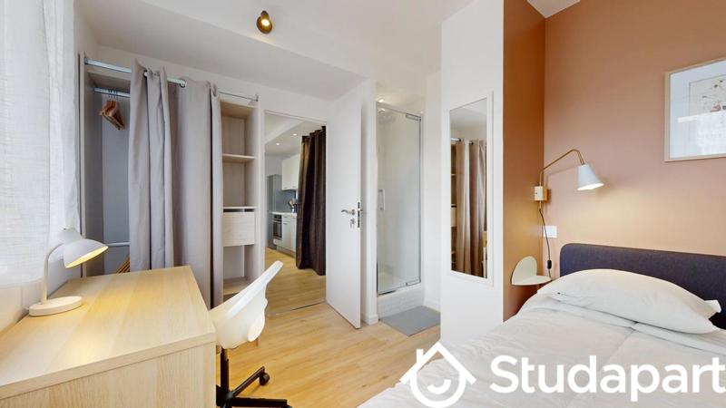 Chambre - 9 m² - 1 pièce