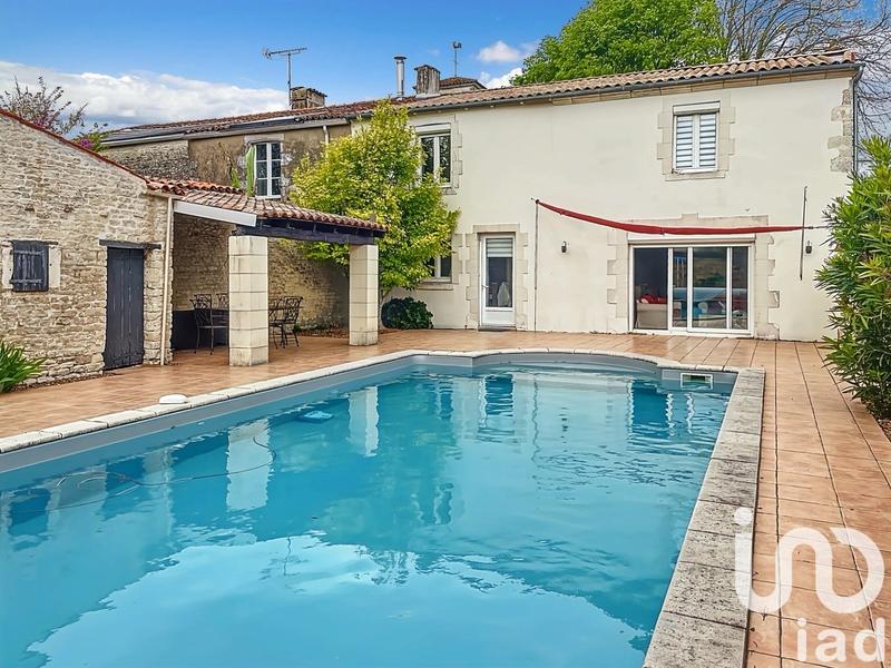 Maison - 155 m² - 5 pièces