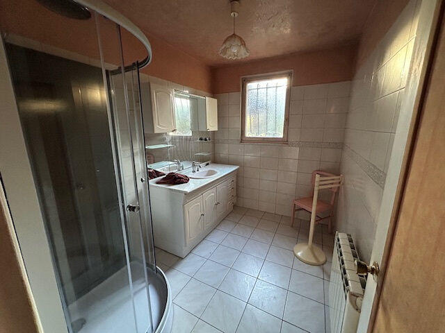 Maison - 137 m² - 7 pièces