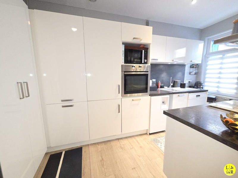 Maison - 160 m² - 6 pièces