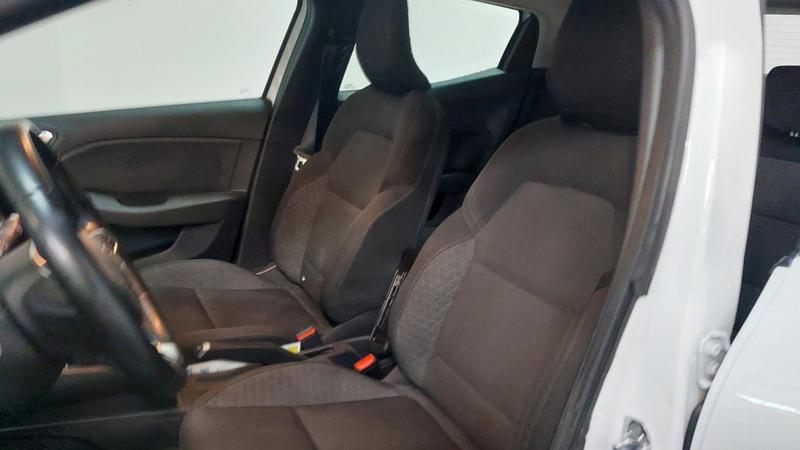 Renault Clio V Business E-Tech 140