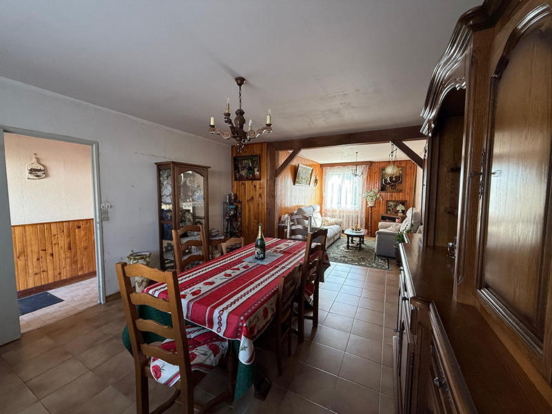 Maison - 90 m² - 4 pièces