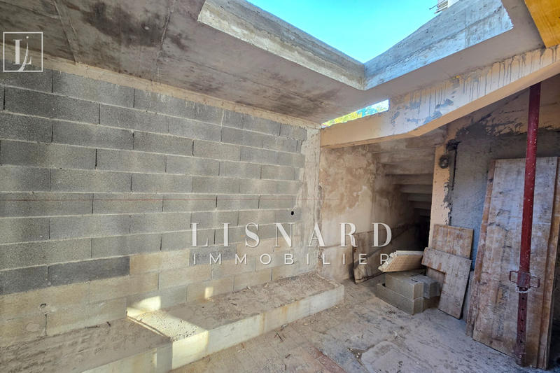 Maison - 140 m² - 4 pièces