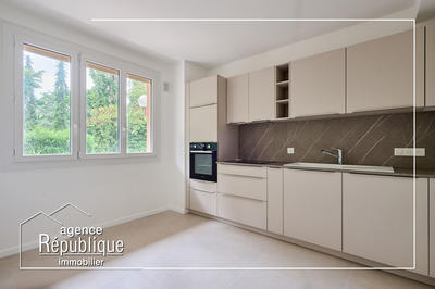 Appartement - 88 m² - 4 pièces