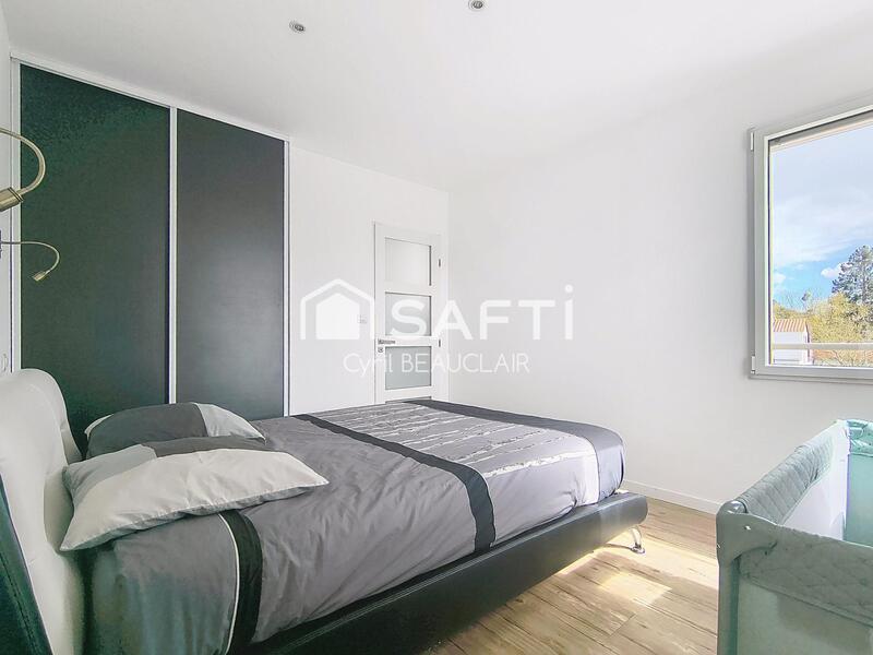 Maison - 178 m² - 6 pièces