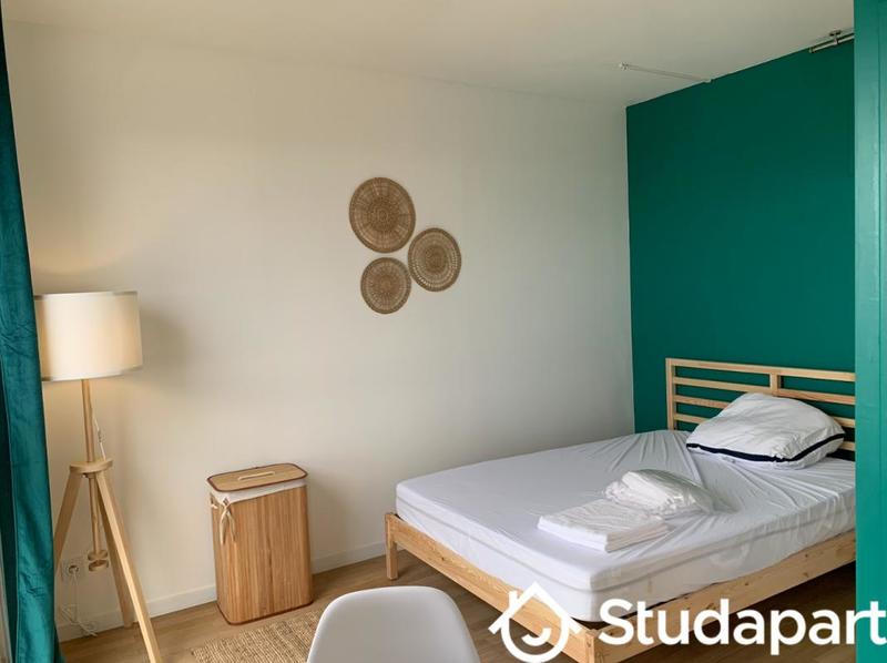 Chambre - 17 m² - 1 pièce