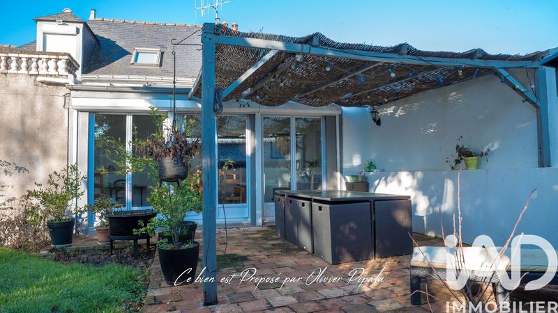 Maison - 181 m² - 8 pièces