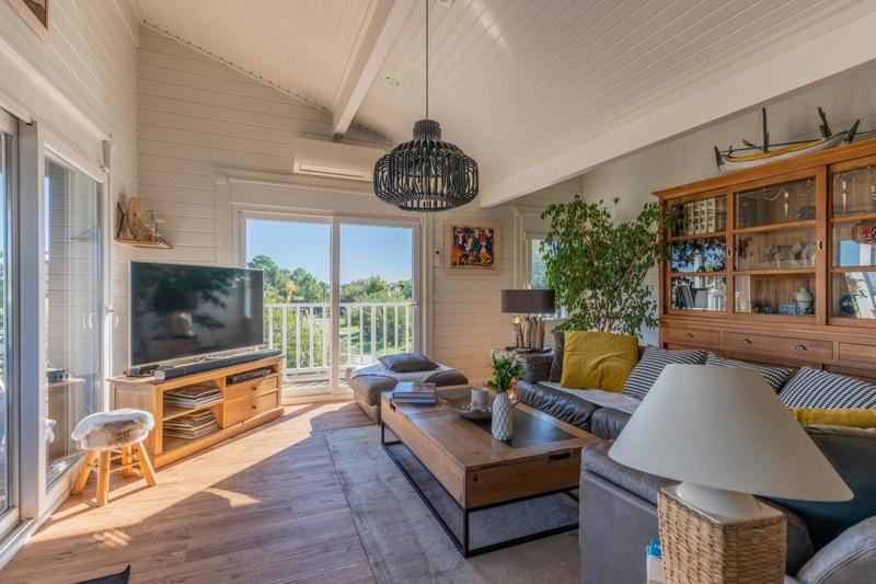 Villa - 220 m² - 7 pièces