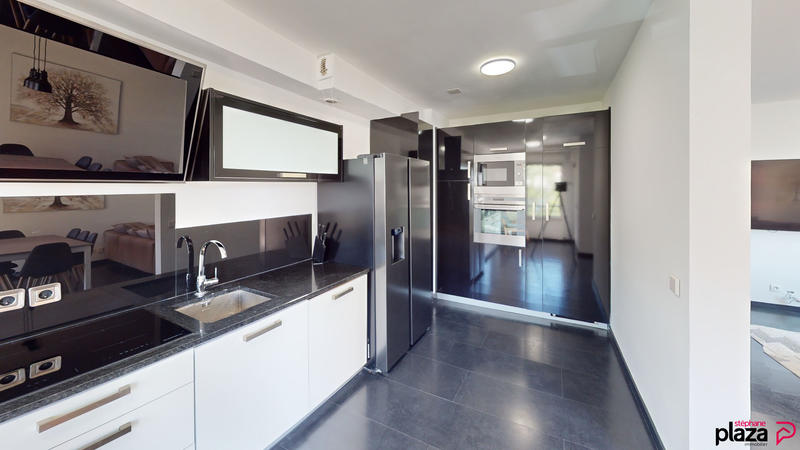 Appartement - 89 m² - 4 pièces