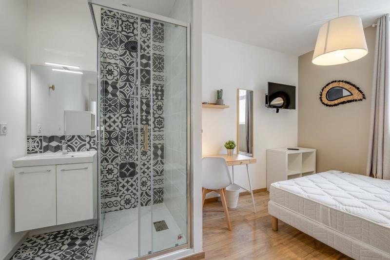 Maison en pierre - 171 m² - 10 pièces