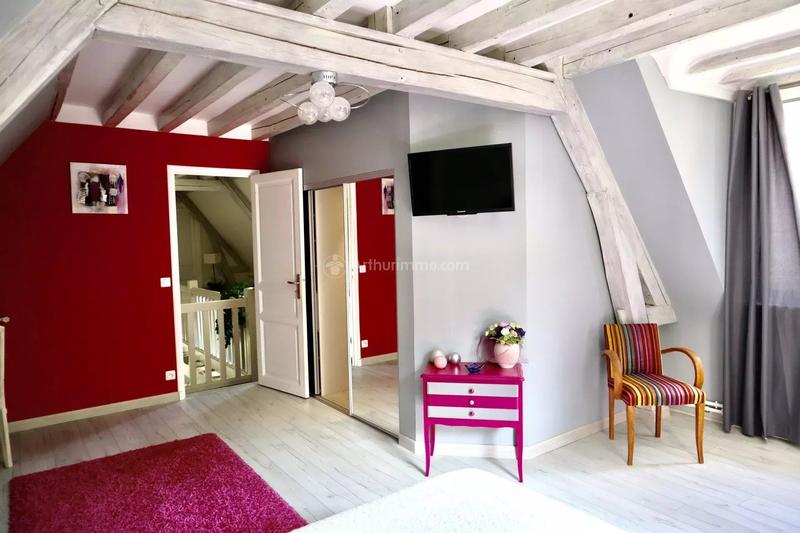 Maison - 274 m² - 6 pièces