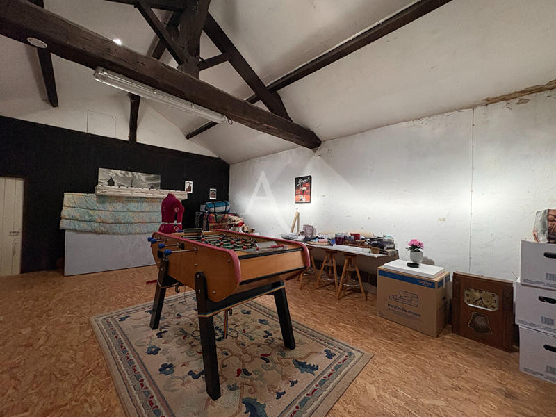 Maison - 203 m² - 8 pièces