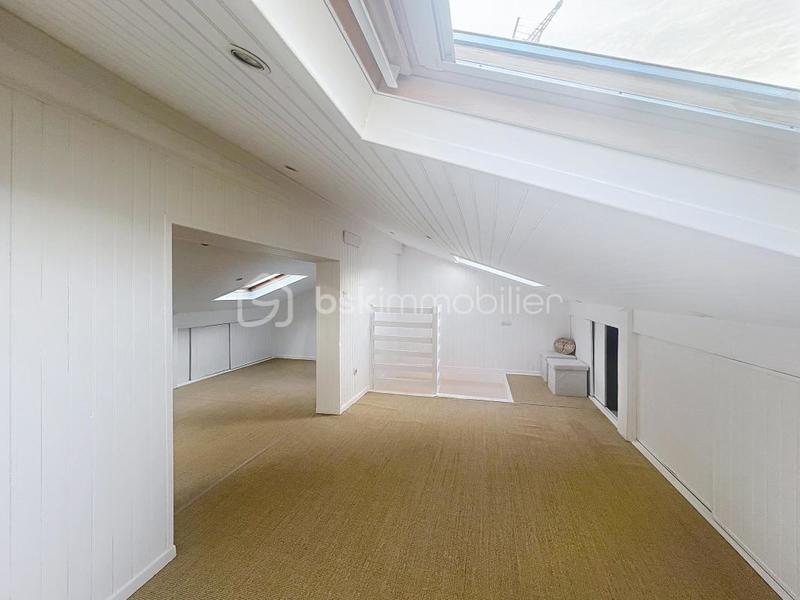 Maison - 102 m² - 6 pièces