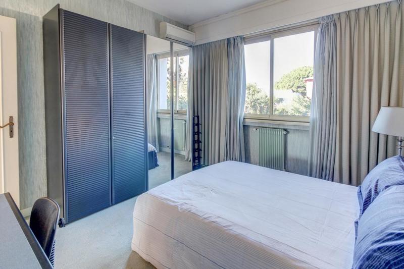 Appartement - 160 m² - 5 pièces