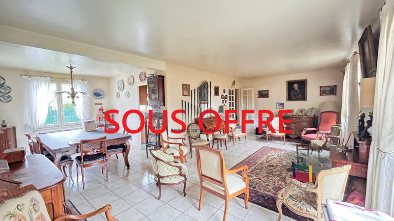 Maison - 137 m² - 7 pièces