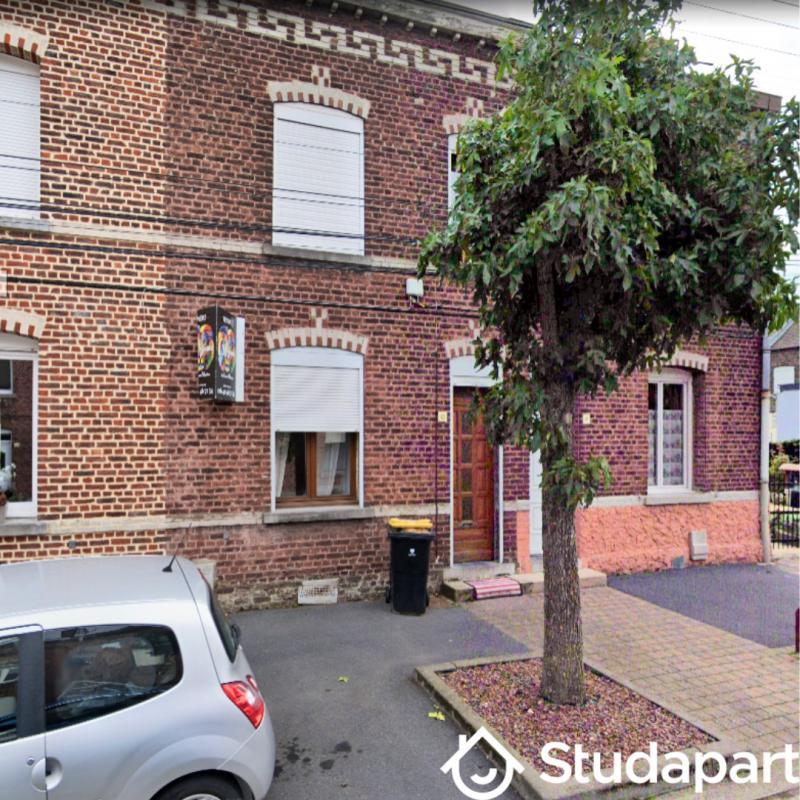 Chambre - 12 m² - 1 pièce