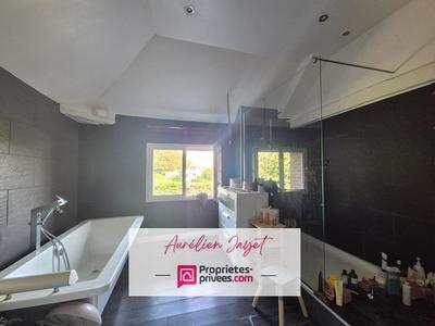 Maison - 350 m² - 8 pièces