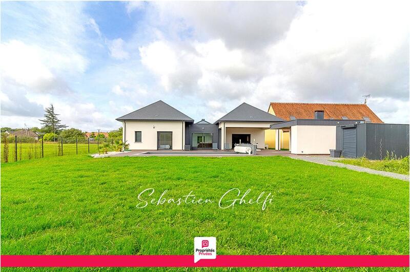 Maison - 207 m² - 7 pièces