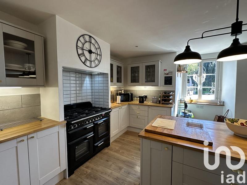 Maison - 181 m² - 6 pièces