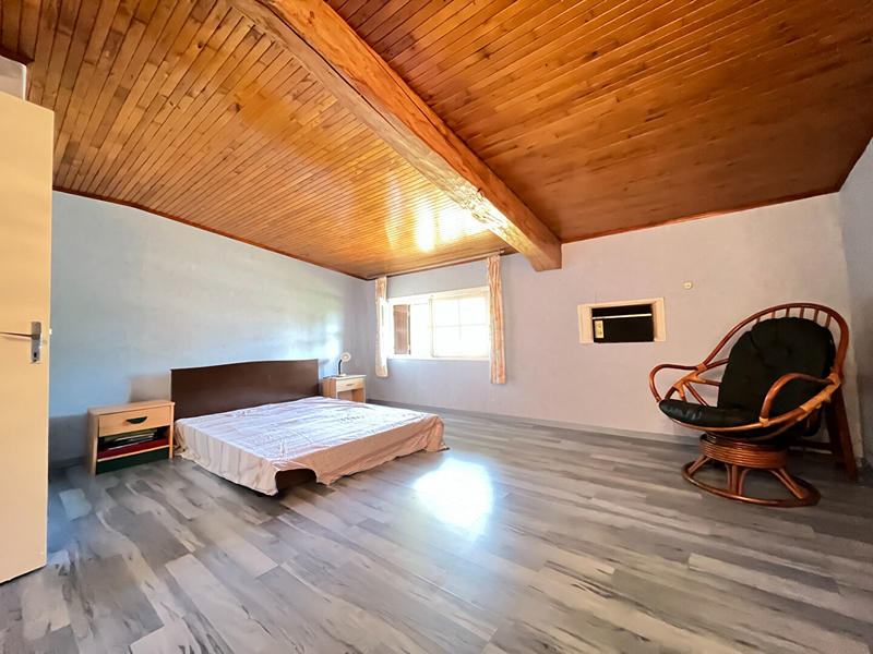 Maison - 165 m² - 6 pièces